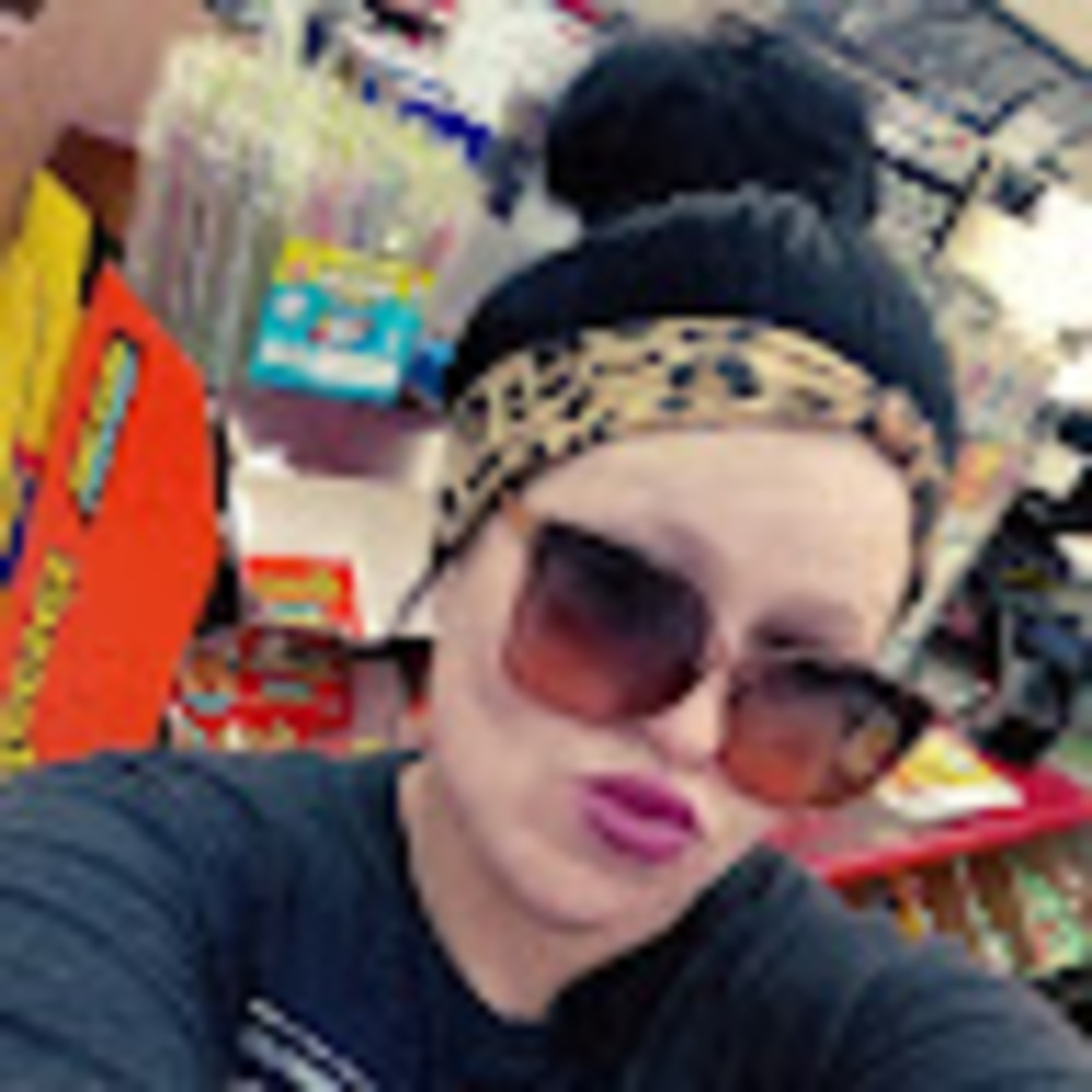 Meet your Posher, Brittney